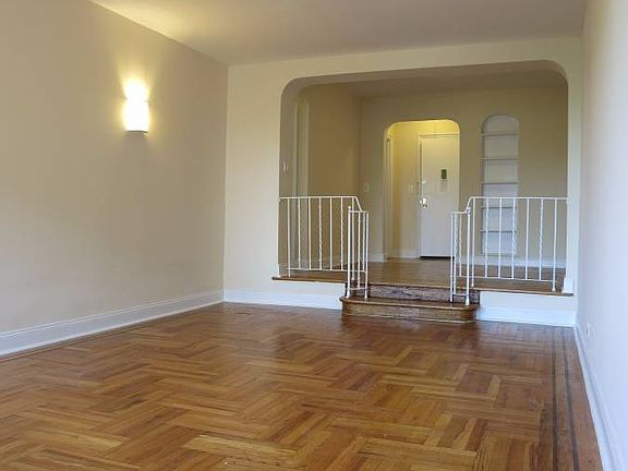 3rd image of 480 W 187th St APT 5F