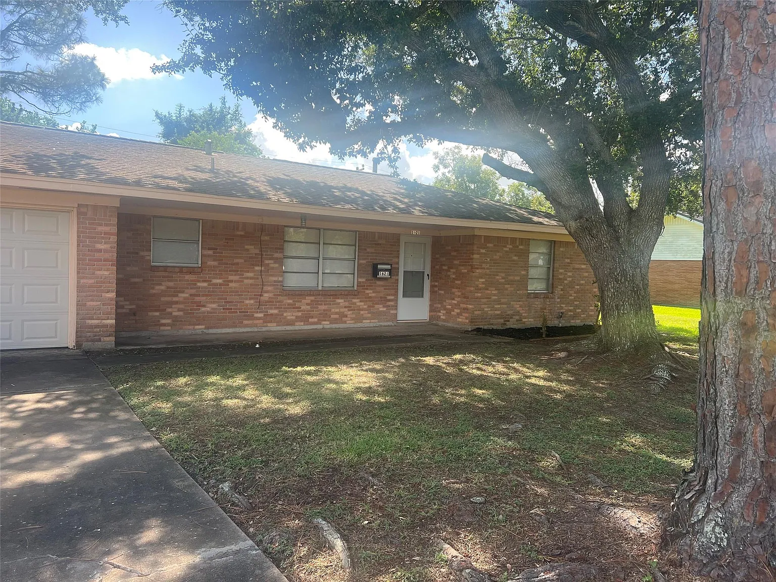 3 bed, 2.0 bath, 1520 sqft, $1,850 — Photo 1