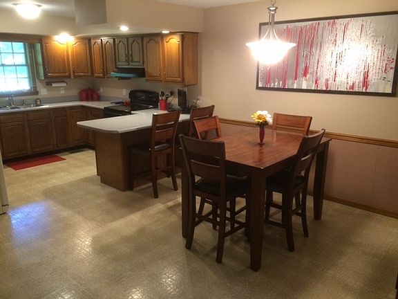 4th image of 3414 E Meier Cir