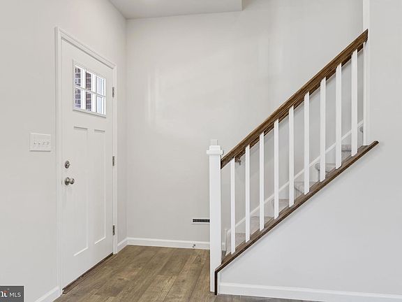 4th image of 50 N 8th St Homesite B25