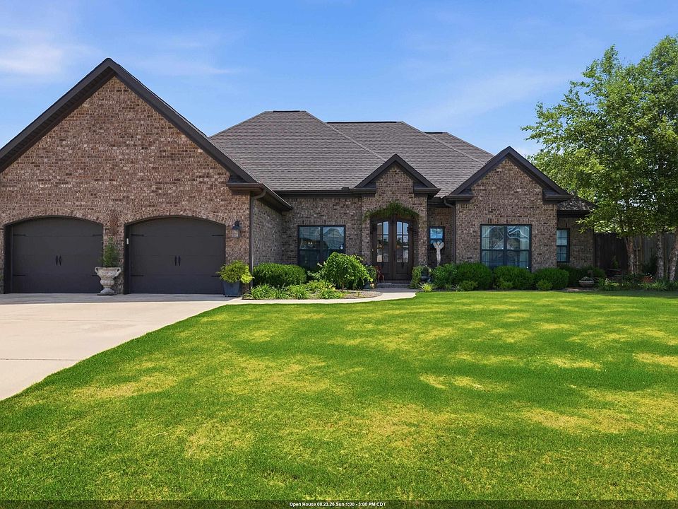 1st image of 113 Caroline Way