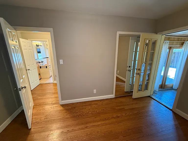 907 Marywood Dr — Photo 15