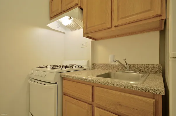 Rented by Corcoran | media 14