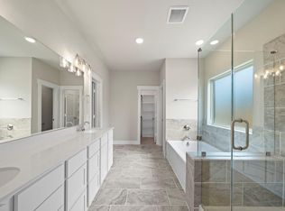 116 Coastal Prairie Dr, Waller, TX 77484