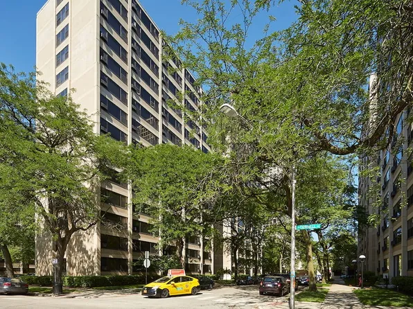 Algonquin Apartments