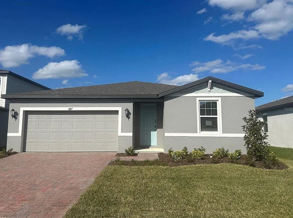 4527 Pickerel Weed Way