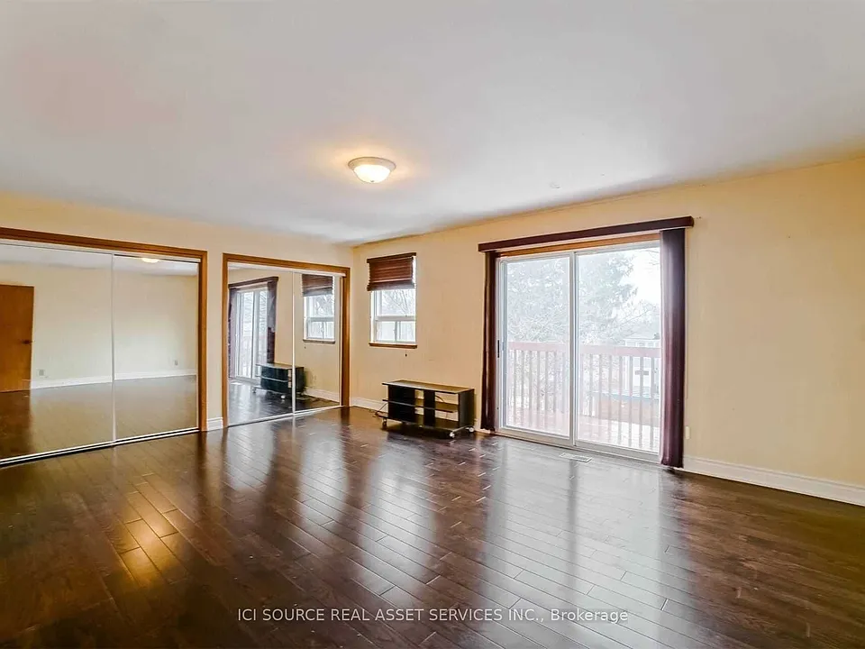 2609 Kingston Rd #2
