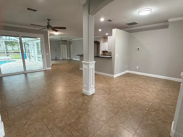 165 Brookside Ct — Photo 4