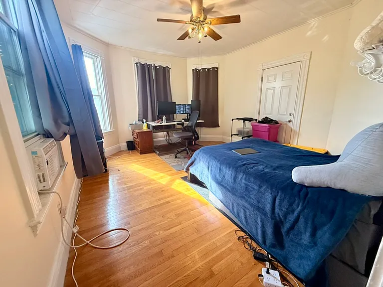 202 Market St #1 — Photo 3