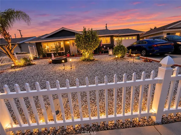 395 Jade Dr, Hemet, CA 92543