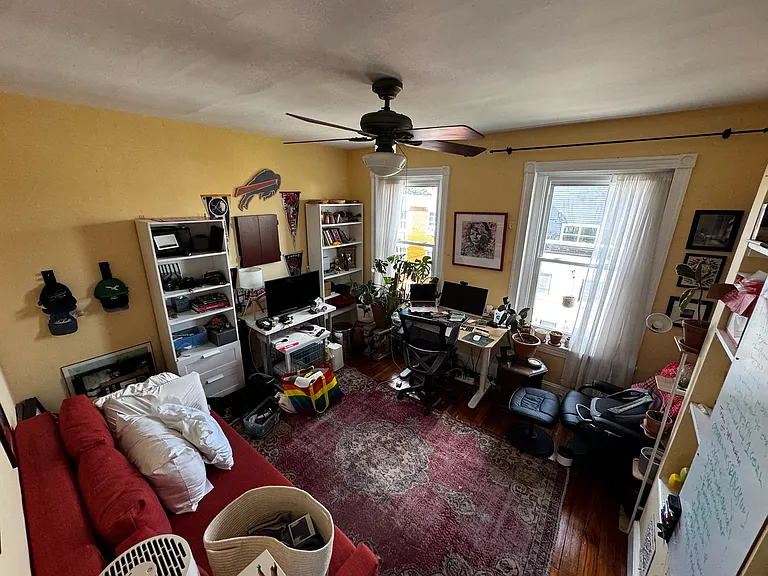 426 Tasker St — Photo 43