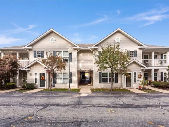 3104 Lenox Dr, Bethel Park, PA 15102