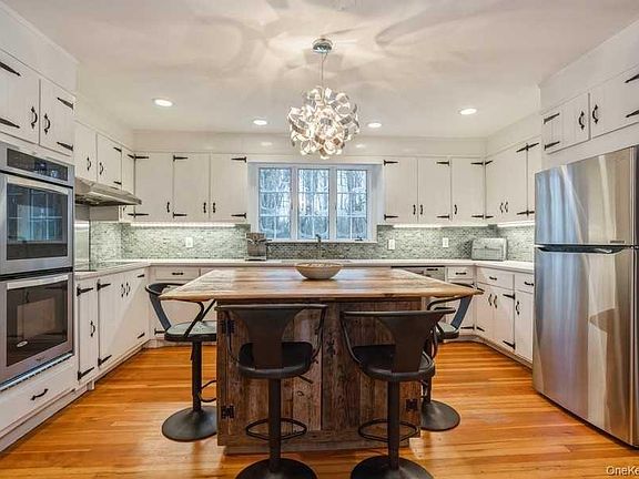 4th image of 1141 BEEKMAN Road