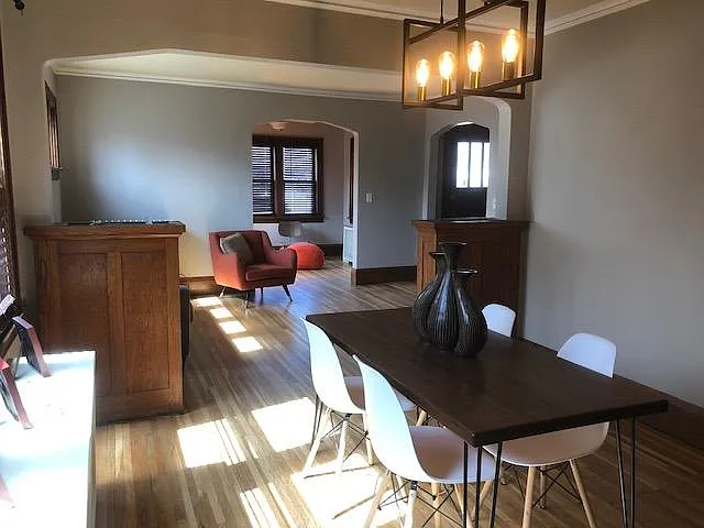 922 Smith Ave S — Photo 4