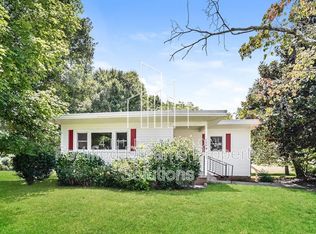 100 E Moffitt Ave, Liberty, NC 27298