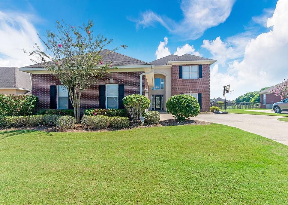 1st image of 8808 Alderwood Way