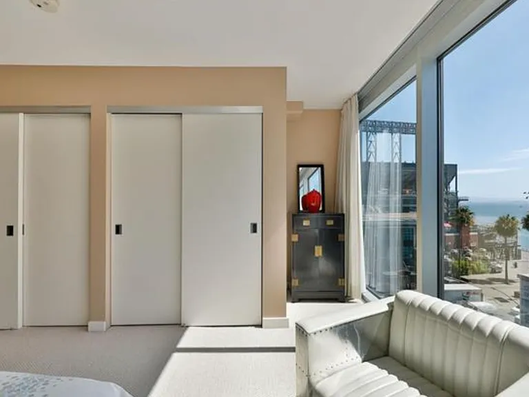 207 King St — Photo 18