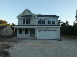 1093 Washington Dr, Chesapeake, VA 23322