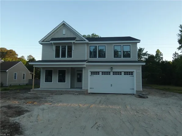 1093 Washington Dr, Chesapeake, VA 23322
