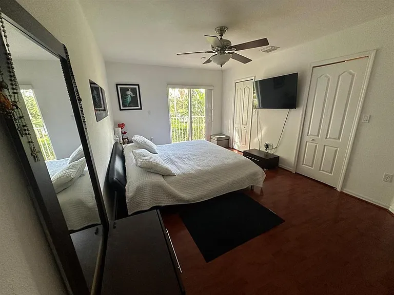 3052 SW 129th Ter #114 — Photo 12