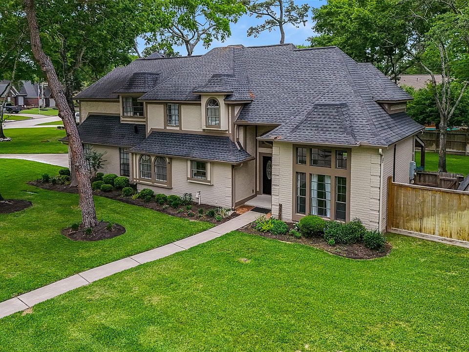 1st image of 24610 Gilbough Drive