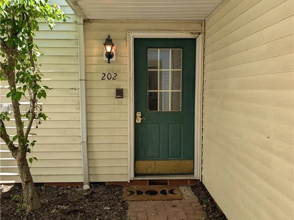 6221 Center St, Mentor, OH 44060