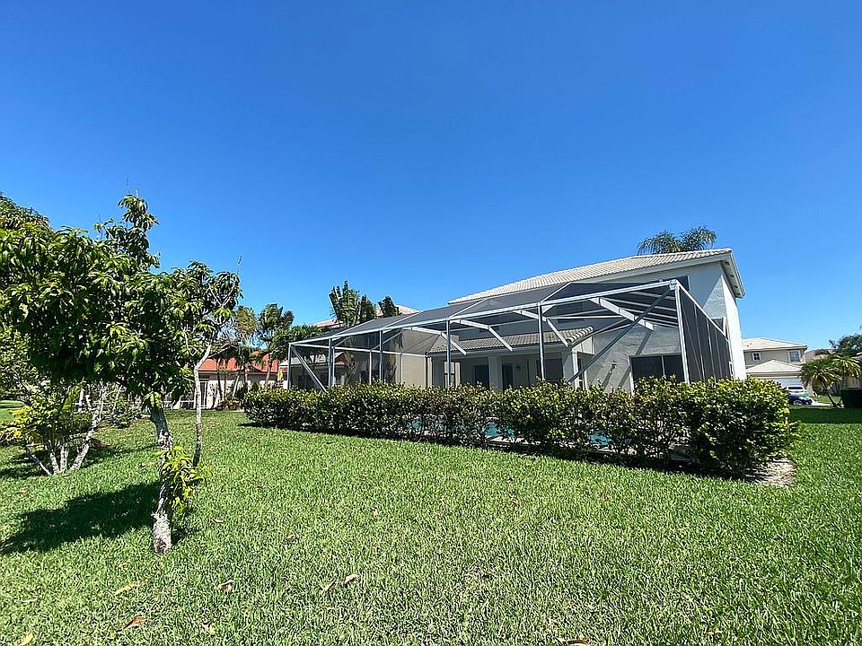 2nd image of 6608 Windmill Way