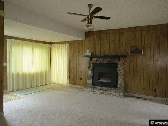 3rd image of 518 E Lincoln Ave