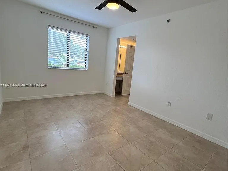 9300 Fontainebleau Blvd #E101 — Photo 7