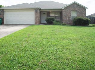 118 Meadow Dr, Beebe, AR 72012