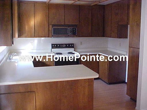 2nd image of 96 Angel Island Cir