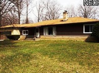 1857 Orchard Dr, Akron, OH 44333