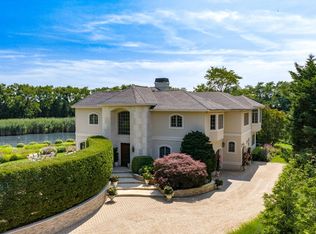54 Cobb Isle Rd, Water Mill, NY 11976