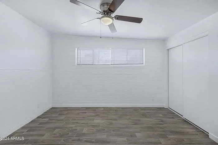 383 N Evergreen St — Photo 12