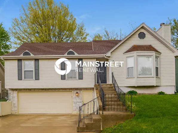 1214 E 125th St, Olathe, KS 66061