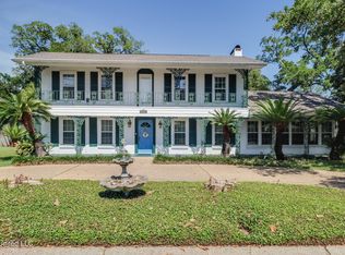 13 Mockingbird Ln, Gulfport, MS 39507