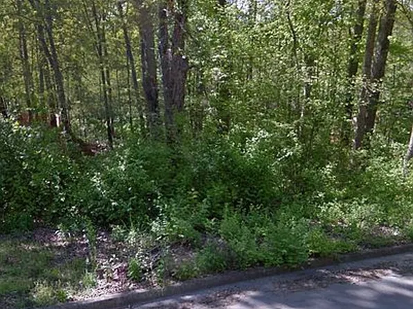 711 Chambers Dr NE, Huntsville, AL 35801