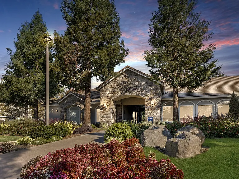 Bell Rohnert Park — Photo 27