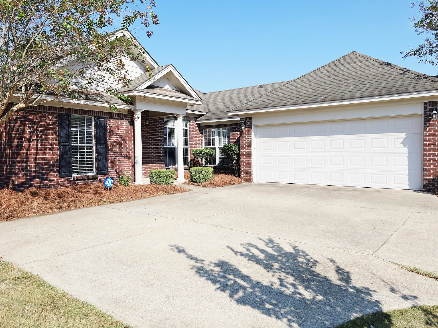 3 bed, 1668 sqft, $1,900 — Photo 3