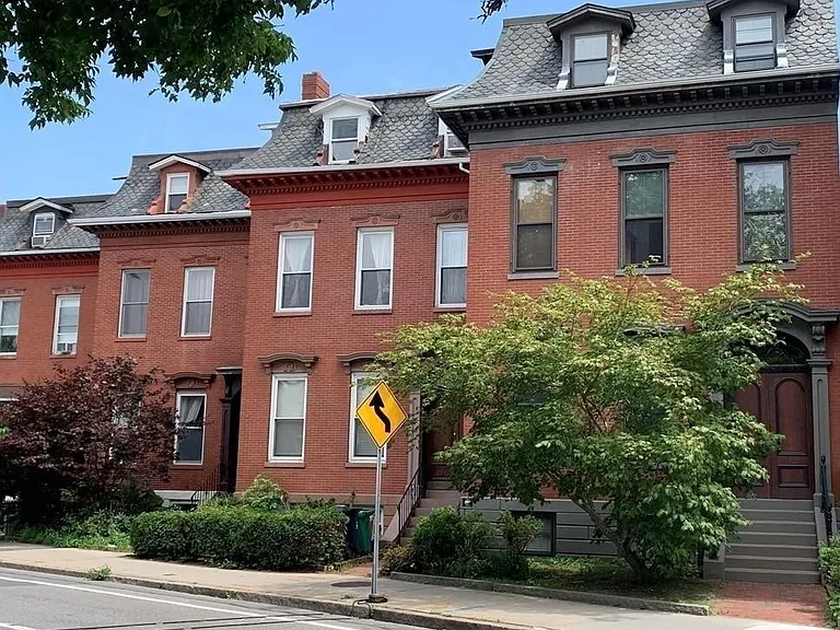32 River St #2 — Photo 1