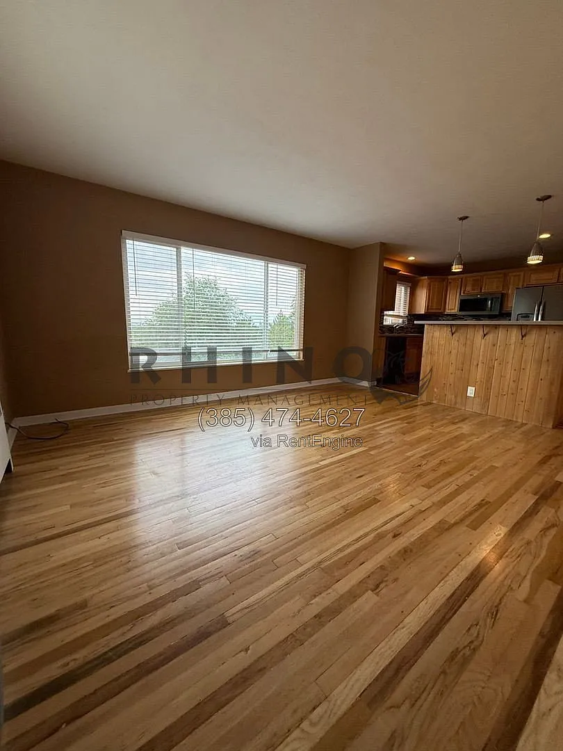 2 bed, 1.0 bath, 870 sqft, $1,250 — Photo 4