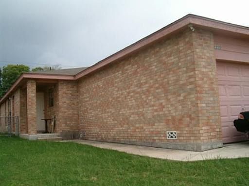 2nd image of 12223-5 MAVERICK BLUFF