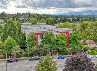12283 224th St #102, Maple Ridge, BC V2X8Z3