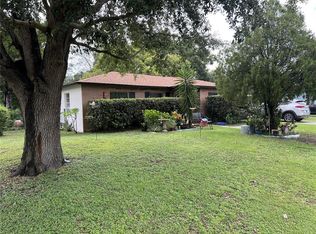 356 Honey Bee Ln, Polk City, FL 33868