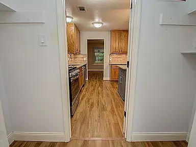 13639 Harpers Bridge Dr — Photo 12