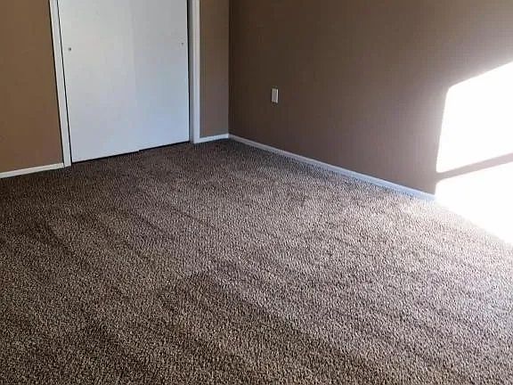 5th image of 97 Chesterfield Ln