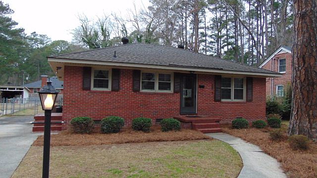 1st image of 744 Cedarbrook Dr