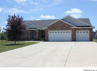 1208 Chimney Rock, Sherman, IL 62684