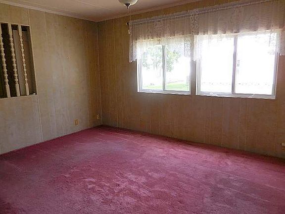 4th image of 154 Big Oak Ln