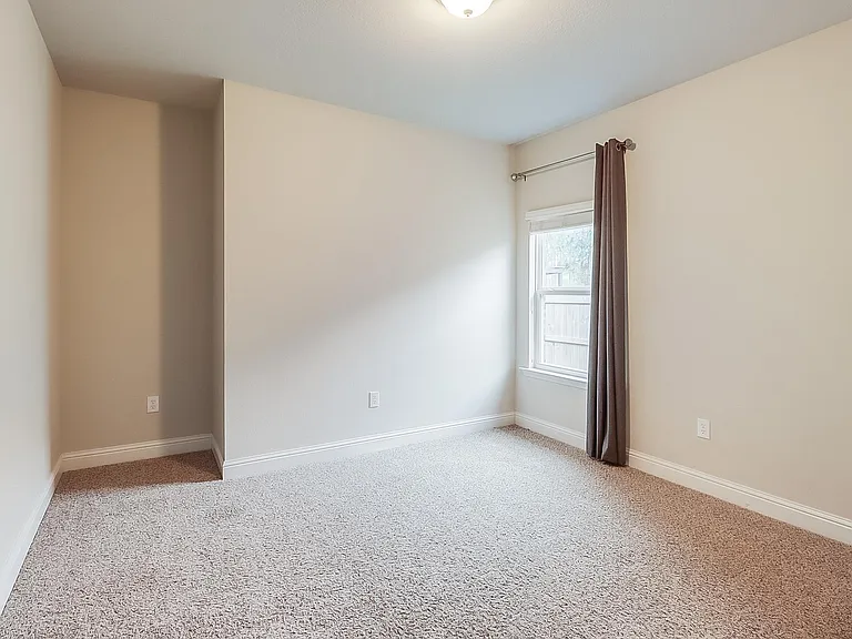 6865 Sweetclover Dr — Photo 7